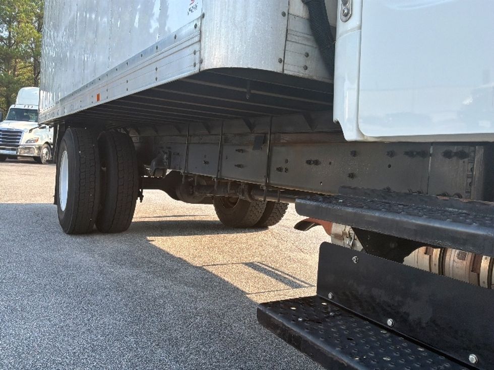 Refrigerated Truck-Light and Medium Duty Trucks-Freightliner-2020-M2-West Columbia-SC-277,424\n\t\tmiles-$ 33,000 - Image 12