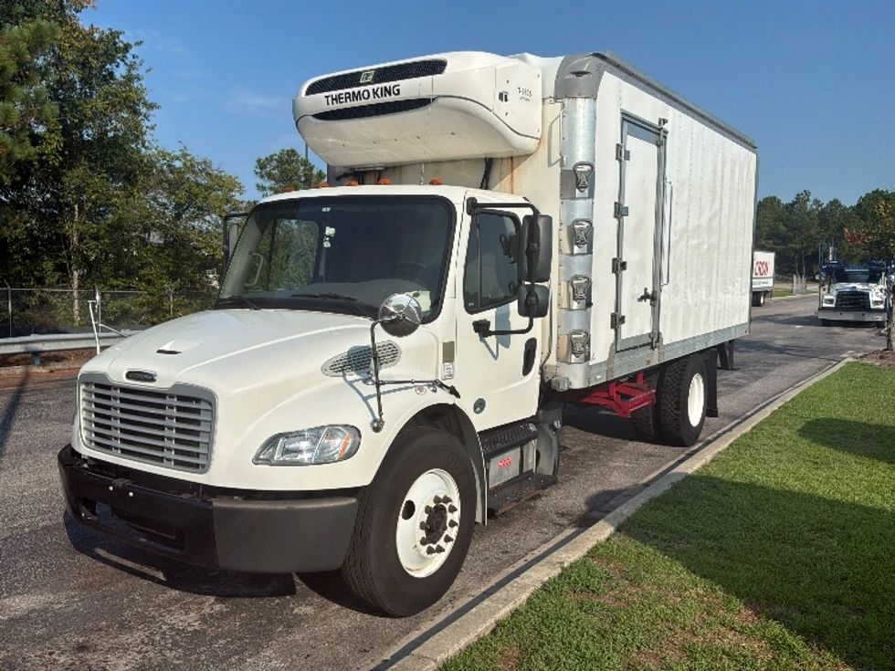 Refrigerated Truck-Light and Medium Duty Trucks-Freightliner-2020-M2-West Columbia-SC-277,424\n\t\tmiles-$ 33,000 - Image 2