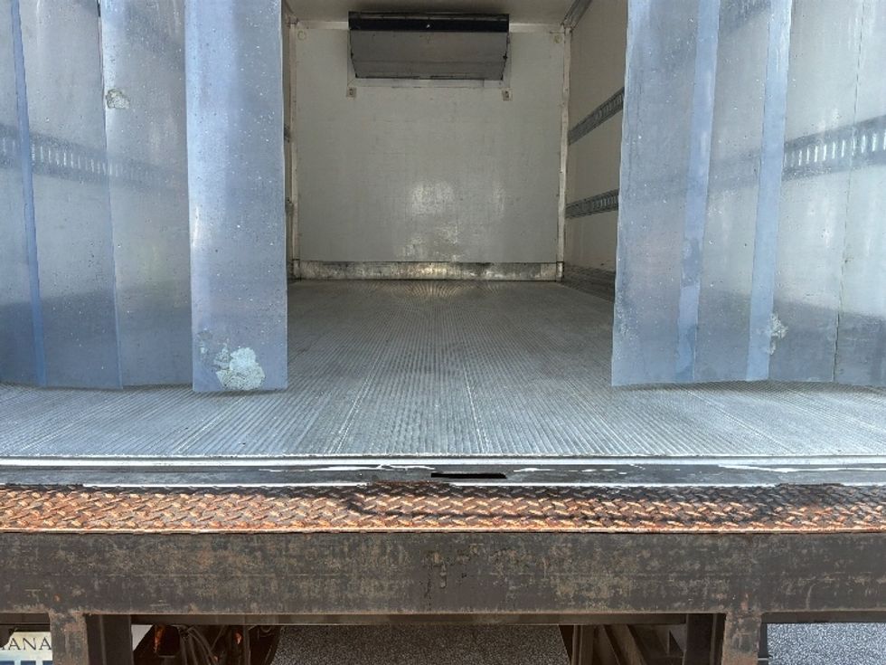 Refrigerated Truck-Light and Medium Duty Trucks-Freightliner-2020-M2-West Columbia-SC-277,424\n\t\tmiles-$ 33,000 - Image 8