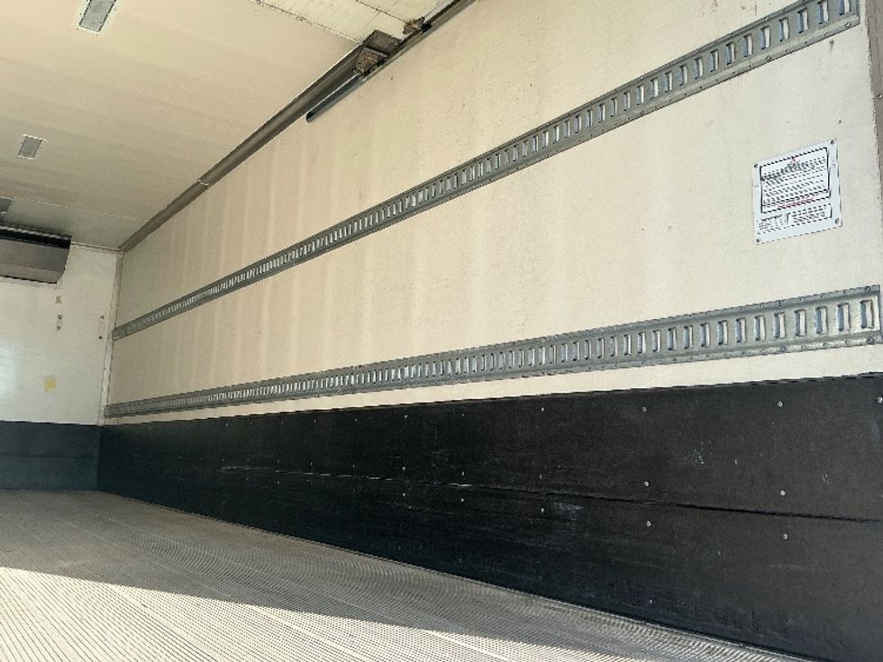 Refrigerated Truck-Light and Medium Duty Trucks-Freightliner-2020-M2-West Sacramento-CA-123,722\n\t\tmiles-$ 55,000 - Image 12