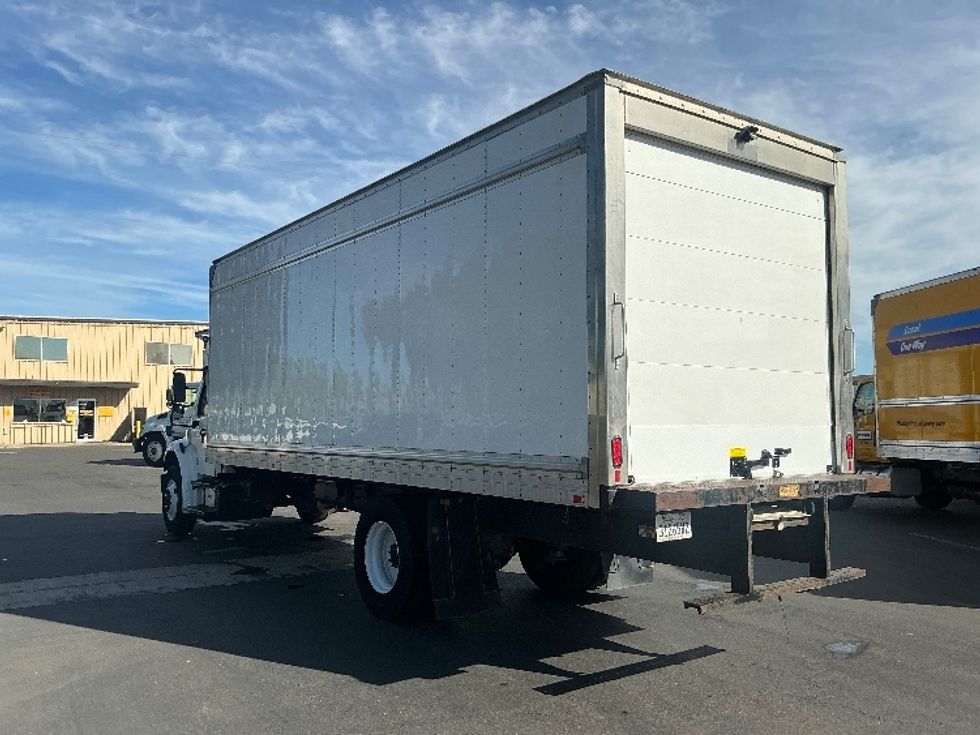 Refrigerated Truck-Light and Medium Duty Trucks-Freightliner-2020-M2-West Sacramento-CA-123,722\n\t\tmiles-$ 55,000 - Image 6
