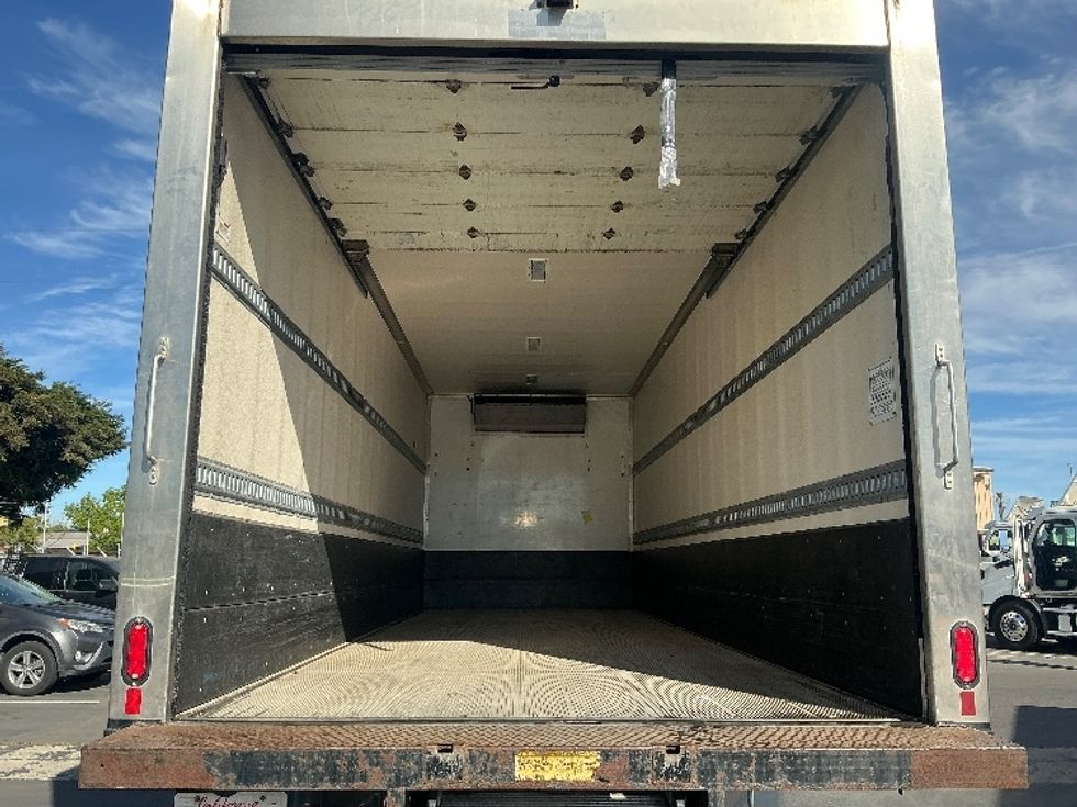 Refrigerated Truck-Light and Medium Duty Trucks-Freightliner-2020-M2-West Sacramento-CA-123,722\n\t\tmiles-$ 55,000 - Image 8