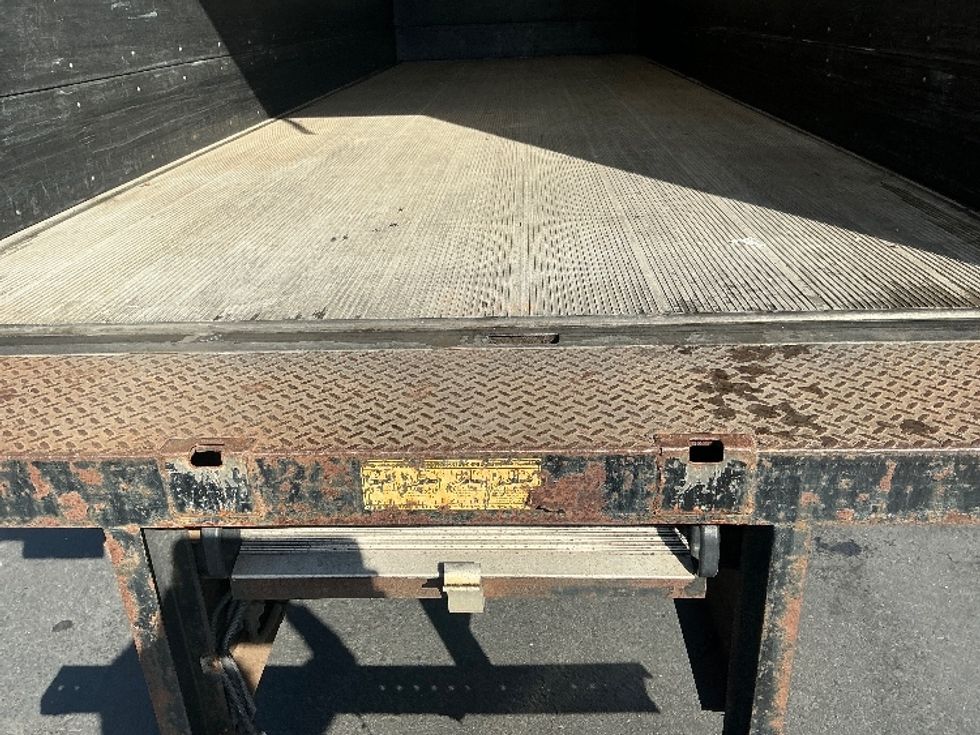 Refrigerated Truck-Light and Medium Duty Trucks-Freightliner-2020-M2-West Sacramento-CA-123,722\n\t\tmiles-$ 55,000 - Image 9