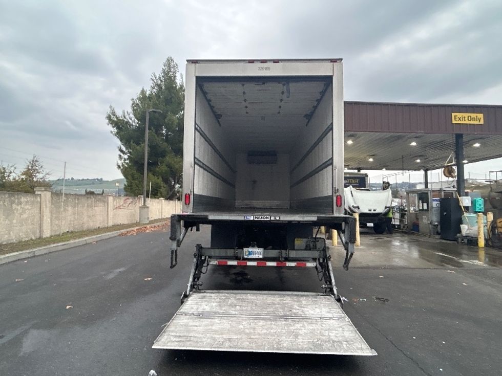 Refrigerated Truck-Light and Medium Duty Trucks-Freightliner-2020-M2-West Sacramento-CA-150,902\n\t\tmiles-$ 62,750 - Image 8