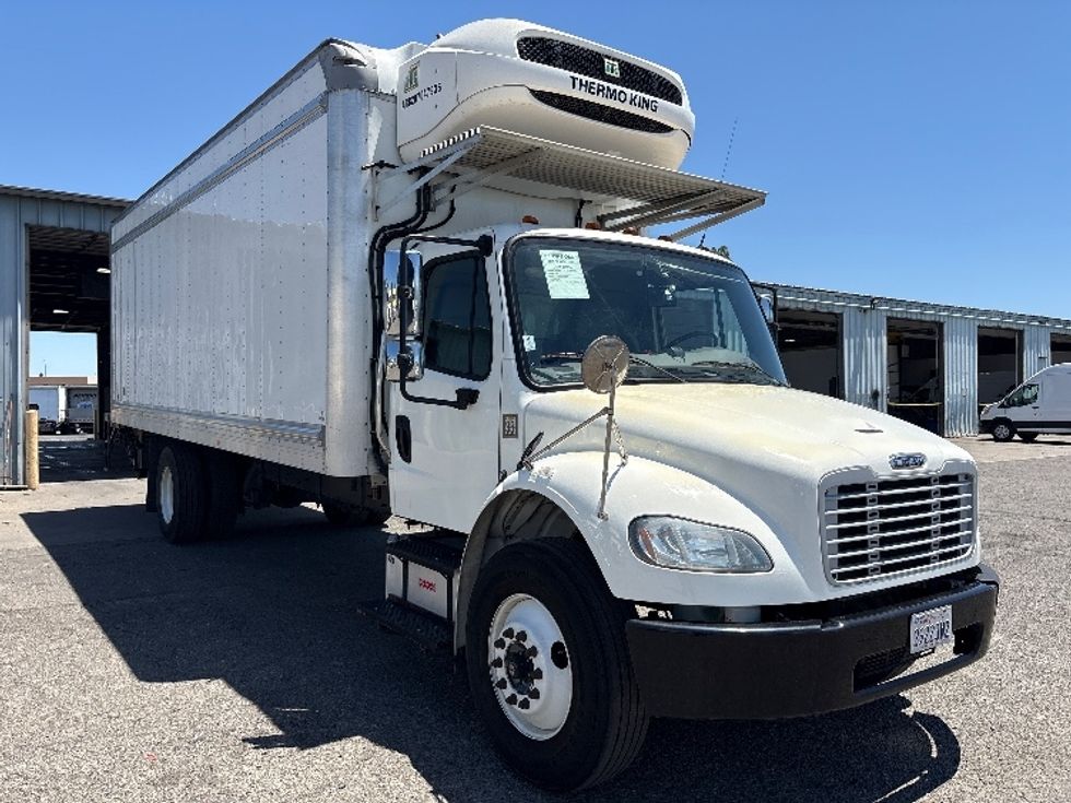 Refrigerated Truck-Light and Medium Duty Trucks-Freightliner-2020-M2-West Sacramento-CA-173,236\n\t\tmiles-$ 55,500 - Image 1