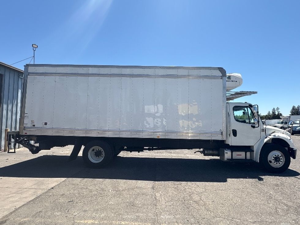 Refrigerated Truck-Light and Medium Duty Trucks-Freightliner-2020-M2-West Sacramento-CA-173,236\n\t\tmiles-$ 55,500 - Image 14