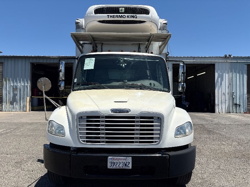 Refrigerated Truck-Light and Medium Duty Trucks-Freightliner-2020-M2-West Sacramento-CA-173,236\n\t\tmiles-$ 55,500 - Image 2