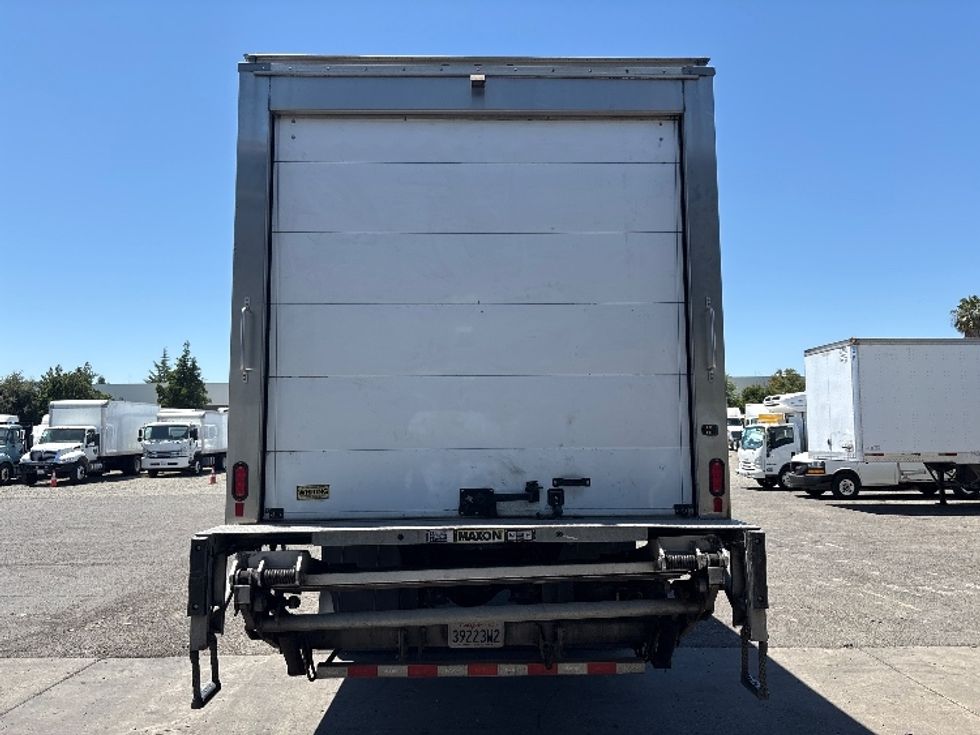 Refrigerated Truck-Light and Medium Duty Trucks-Freightliner-2020-M2-West Sacramento-CA-173,236\n\t\tmiles-$ 55,500 - Image 7