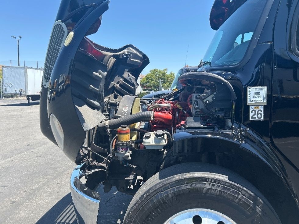 Refrigerated Truck-Light and Medium Duty Trucks-Freightliner-2020-M2-West Sacramento-CA-177,819\n\t\tmiles-$ 51,750 - Image 24