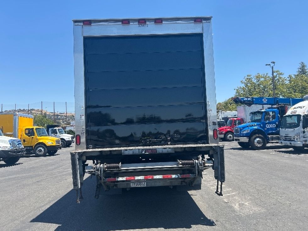 Refrigerated Truck-Light and Medium Duty Trucks-Freightliner-2020-M2-West Sacramento-CA-177,819\n\t\tmiles-$ 51,750 - Image 7