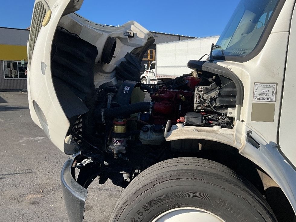 Refrigerated Truck-Light and Medium Duty Trucks-Freightliner-2020-M2-West Sacramento-CA-178,597\n\t\tmiles-$ 59,250 - Image 24