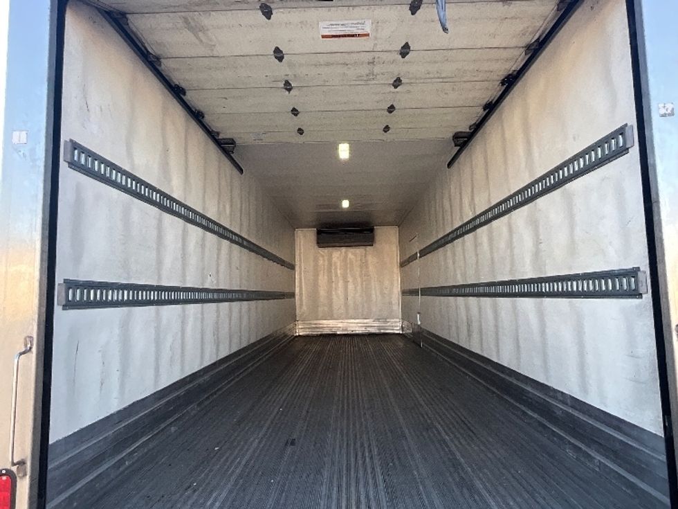 Refrigerated Truck-Light and Medium Duty Trucks-Freightliner-2020-M2-West Sacramento-CA-178,597\n\t\tmiles-$ 59,250 - Image 8