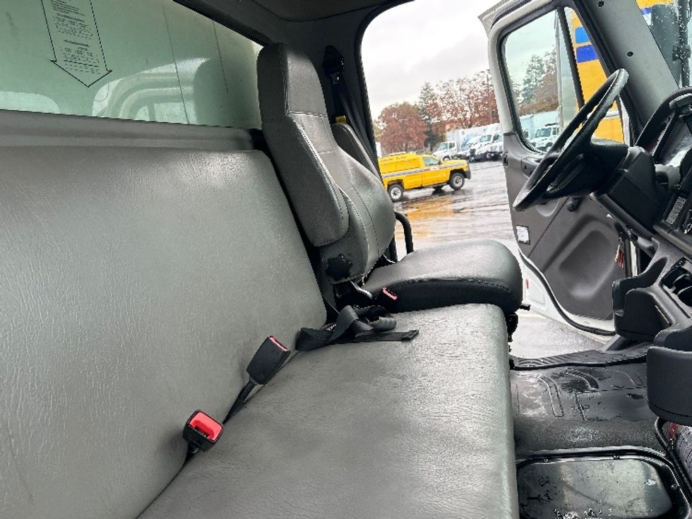 Refrigerated Truck-Light and Medium Duty Trucks-Freightliner-2020-M2-West Sacramento-CA-199,916\n\t\tmiles-$ 56,250 - Image 22