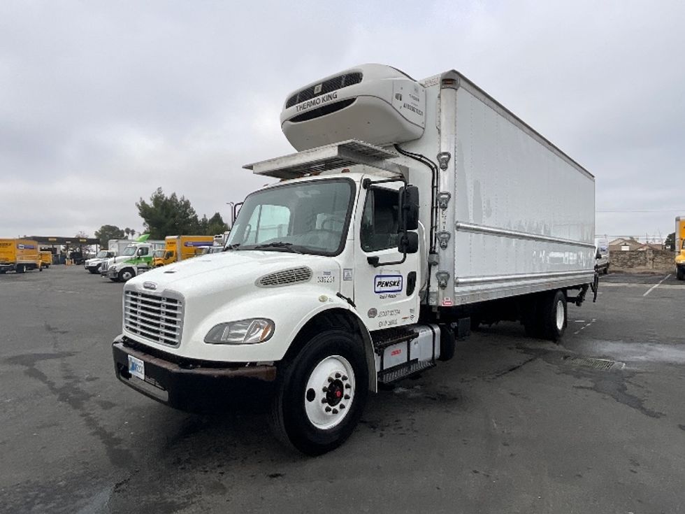 Refrigerated Truck-Light and Medium Duty Trucks-Freightliner-2020-M2-West Sacramento-CA-202,507\n\t\tmiles-$ 55,250 - Image 3