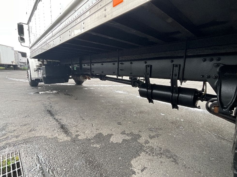 Refrigerated Truck-Light and Medium Duty Trucks-Freightliner-2020-M2-West Sacramento-CA-202,507\n\t\tmiles-$ 55,250 - Image 5