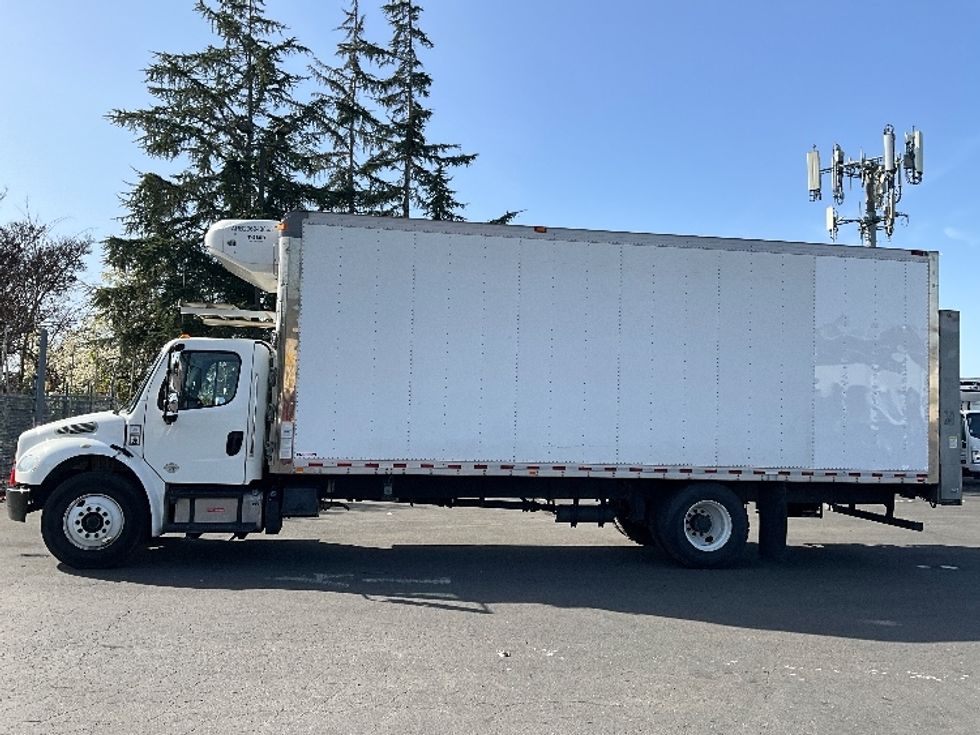 Refrigerated Truck-Light and Medium Duty Trucks-Freightliner-2020-M2-West Sacramento-CA-227,605\n\t\tmiles-$ 52,750 - Image 4