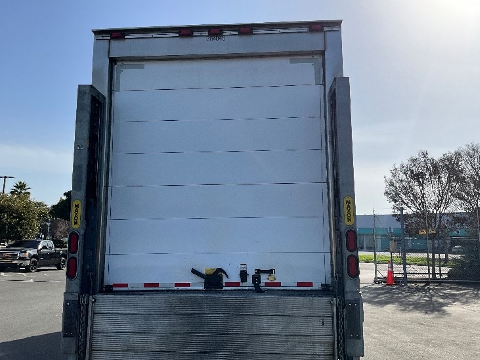 Refrigerated Truck-Light and Medium Duty Trucks-Freightliner-2020-M2-West Sacramento-CA-227,605\n\t\tmiles-$ 52,750 - Image 7