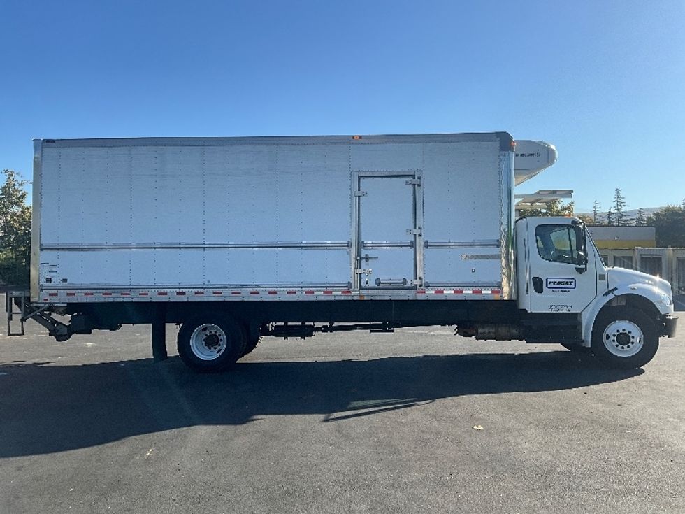 Refrigerated Truck-Light and Medium Duty Trucks-Freightliner-2020-M2-West Sacramento-CA-227,639\n\t\tmiles-$ 52,750 - Image 15