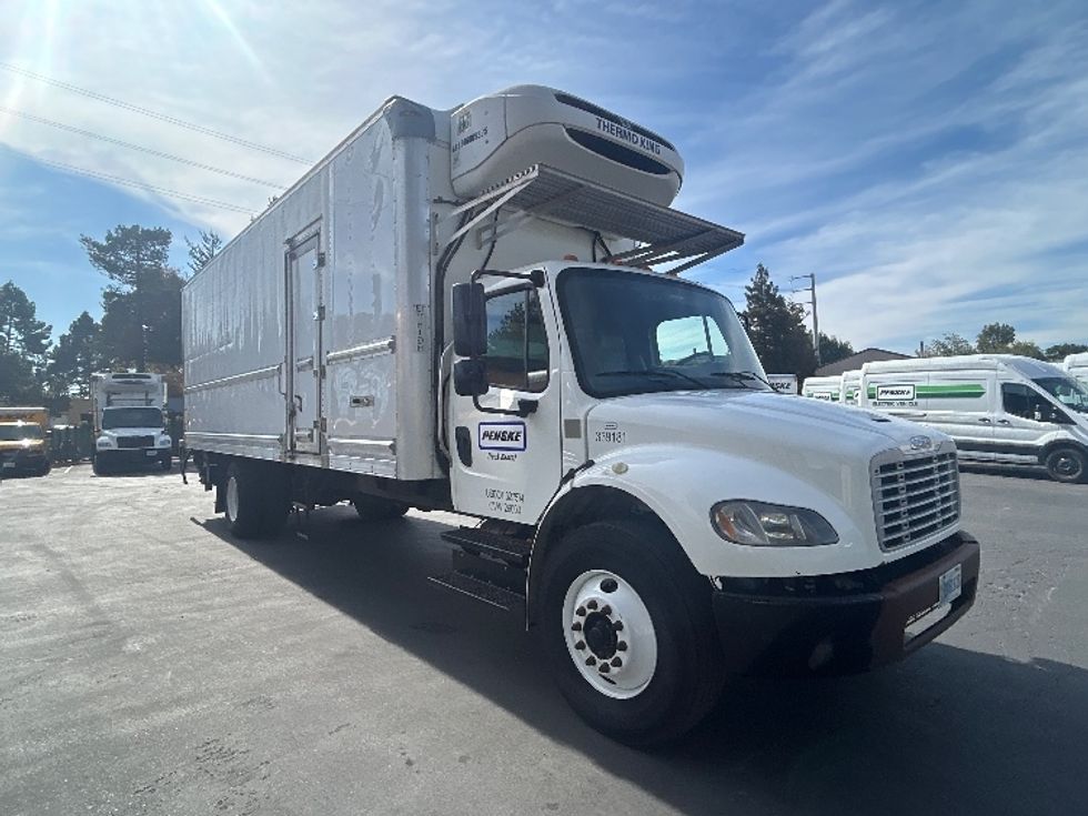 Refrigerated Truck-Light and Medium Duty Trucks-Freightliner-2020-M2-West Sacramento-CA-241,263\n\t\tmiles-$ 49,250 - Image 1