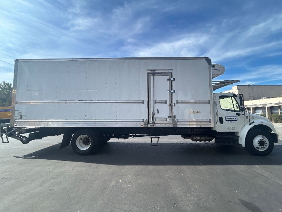 Refrigerated Truck-Light and Medium Duty Trucks-Freightliner-2020-M2-West Sacramento-CA-241,263\n\t\tmiles-$ 49,250 - Image 15