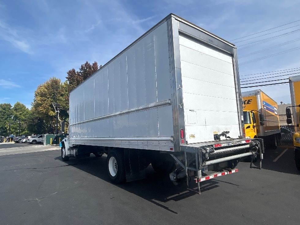 Refrigerated Truck-Light and Medium Duty Trucks-Freightliner-2020-M2-West Sacramento-CA-241,263\n\t\tmiles-$ 49,250 - Image 6