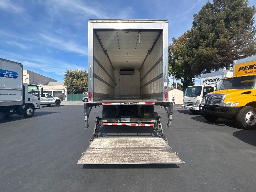 Refrigerated Truck-Light and Medium Duty Trucks-Freightliner-2020-M2-West Sacramento-CA-241,263\n\t\tmiles-$ 49,250 - Image 9