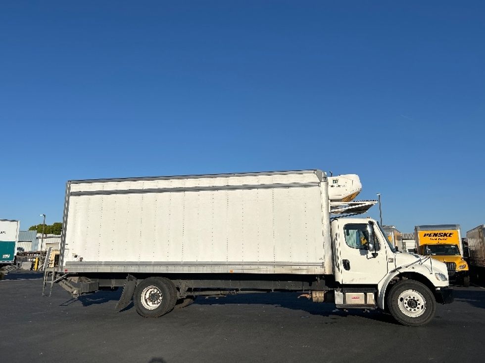 Refrigerated Truck-Light and Medium Duty Trucks-Freightliner-2020-M2-West Sacramento-CA-241,567\n\t\tmiles-$ 44,500 - Image 15