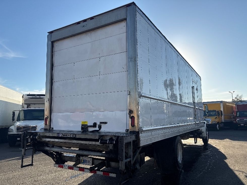 Refrigerated Truck-Light and Medium Duty Trucks-Freightliner-2020-M2-West Sacramento-CA-261,198\n\t\tmiles-$ 46,250 - Image 13