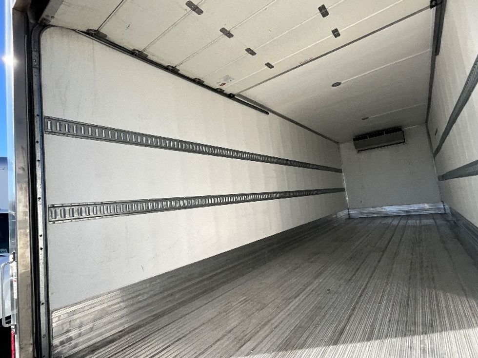 Refrigerated Truck-Light and Medium Duty Trucks-Freightliner-2020-M2-West Valley City-UT-109,000\n\t\tmiles-$ 72,250 - Image 11