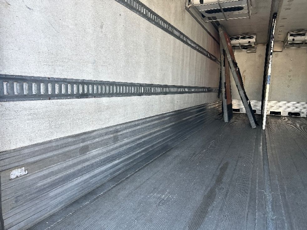 Refrigerated Truck-Light and Medium Duty Trucks-Freightliner-2020-M2-Wilkes Barre-PA-255,273\n\t\tmiles-$ 28,000 - Image 11