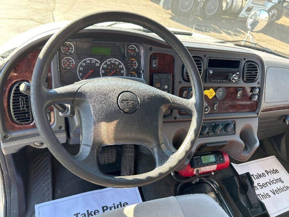 Refrigerated Truck-Light and Medium Duty Trucks-Freightliner-2020-M2-Wilkes Barre-PA-255,273\n\t\tmiles-$ 28,000 - Image 18