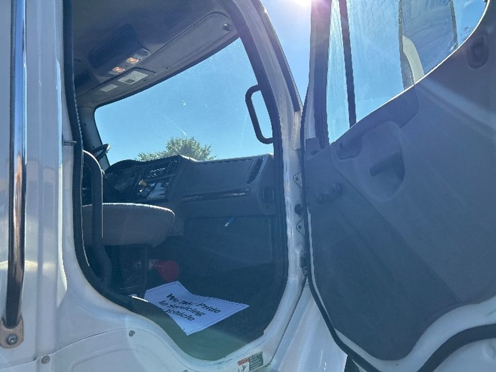 Refrigerated Truck-Light and Medium Duty Trucks-Freightliner-2020-M2-Wilkes Barre-PA-255,273\n\t\tmiles-$ 28,000 - Image 20