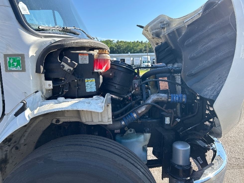Refrigerated Truck-Light and Medium Duty Trucks-Freightliner-2020-M2-Wilkes Barre-PA-255,273\n\t\tmiles-$ 28,000 - Image 23