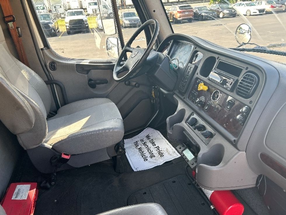 Refrigerated Truck-Light and Medium Duty Trucks-Freightliner-2020-M2-Wilkes Barre-PA-317,597\n\t\tmiles-$ 23,500 - Image 22