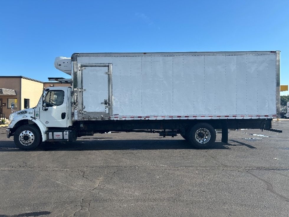Refrigerated Truck-Light and Medium Duty Trucks-Freightliner-2020-M2-Wilkes Barre-PA-317,597\n\t\tmiles-$ 23,500 - Image 4