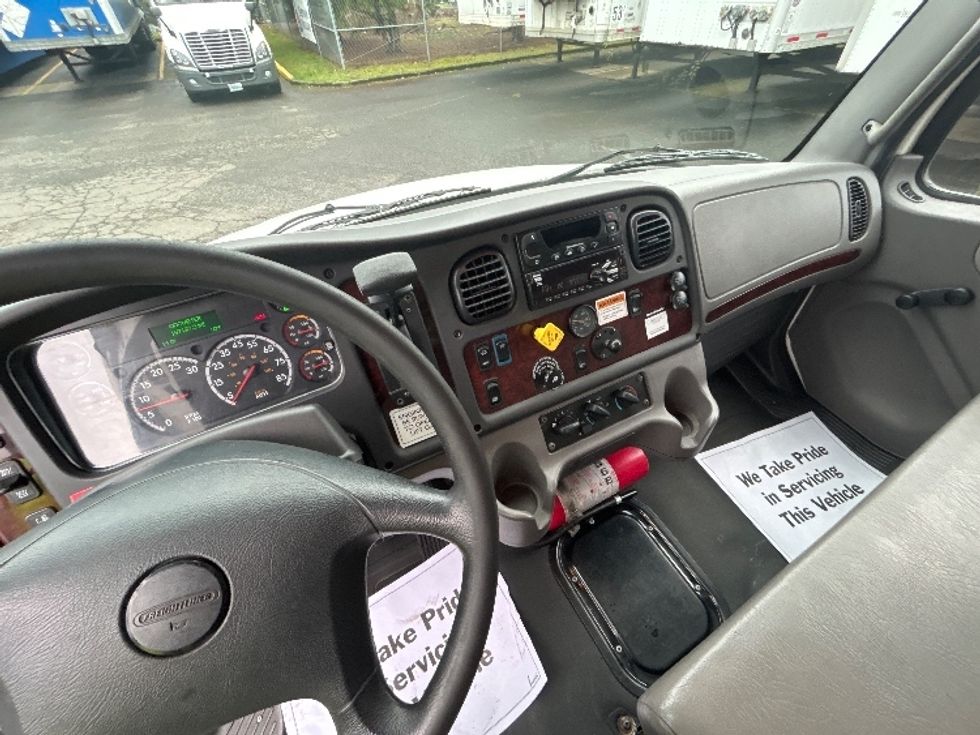 Refrigerated Truck-Light and Medium Duty Trucks-Freightliner-2020-M2-Wilsonville-OR-197,174\n\t\tmiles-$ 56,000 - Image 19