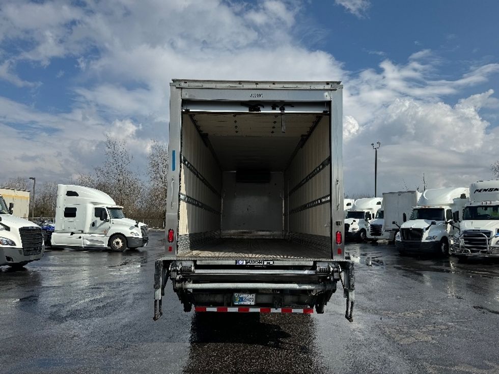 Refrigerated Truck-Light and Medium Duty Trucks-Freightliner-2020-M2-Winston Salem-NC-217,800\n\t\tmiles-$ 67,500 - Image 10