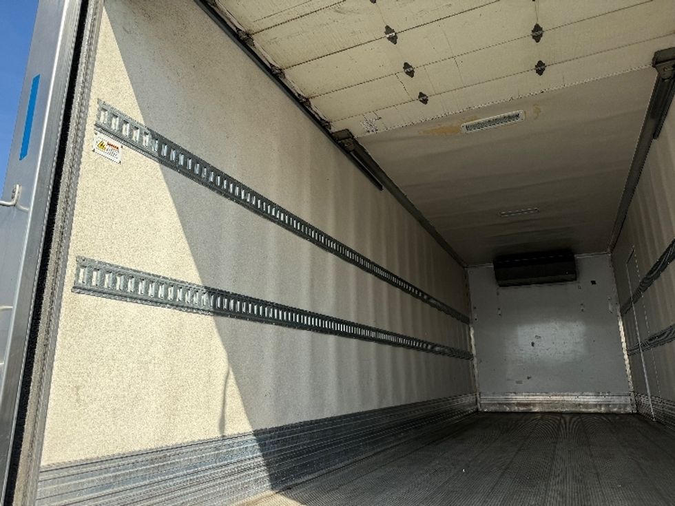 Refrigerated Truck-Light and Medium Duty Trucks-Freightliner-2020-M2-Winston Salem-NC-217,800\n\t\tmiles-$ 67,500 - Image 11