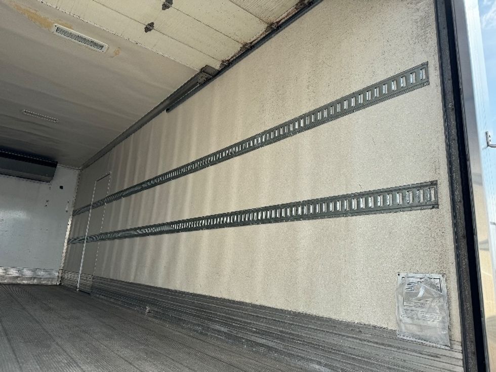Refrigerated Truck-Light and Medium Duty Trucks-Freightliner-2020-M2-Winston Salem-NC-217,800\n\t\tmiles-$ 67,500 - Image 12