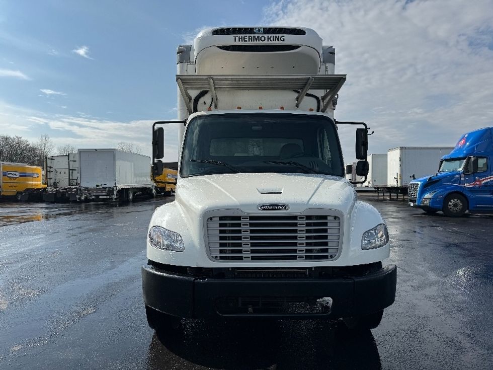 Refrigerated Truck-Light and Medium Duty Trucks-Freightliner-2020-M2-Winston Salem-NC-217,800\n\t\tmiles-$ 67,500 - Image 2