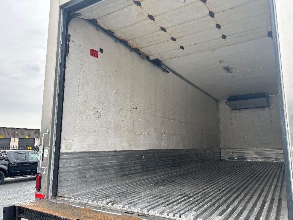 Refrigerated Truck-Light and Medium Duty Trucks-Freightliner-2020-M2-Winston Salem-NC-270,491\n\t\tmiles-$ 31,000 - Image 11
