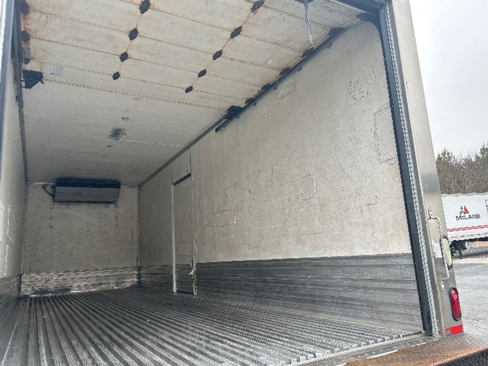 Refrigerated Truck-Light and Medium Duty Trucks-Freightliner-2020-M2-Winston Salem-NC-270,491\n\t\tmiles-$ 31,000 - Image 12