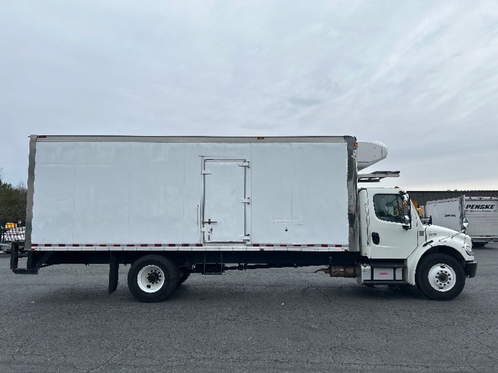 Refrigerated Truck-Light and Medium Duty Trucks-Freightliner-2020-M2-Winston Salem-NC-270,491\n\t\tmiles-$ 31,000 - Image 15