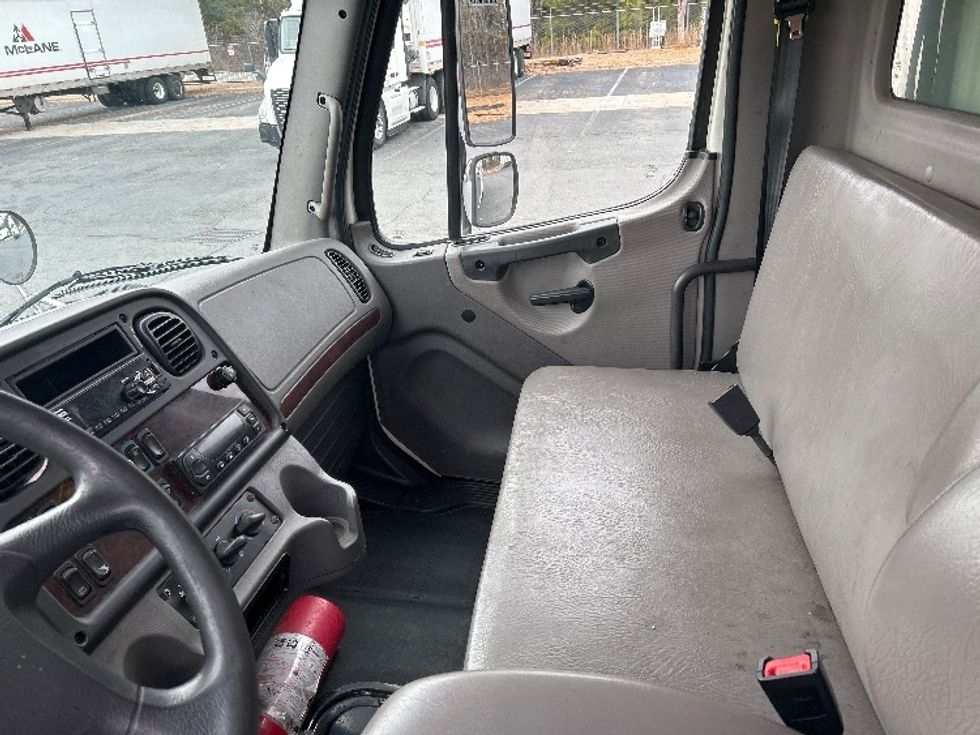Refrigerated Truck-Light and Medium Duty Trucks-Freightliner-2020-M2-Winston Salem-NC-270,491\n\t\tmiles-$ 31,000 - Image 19