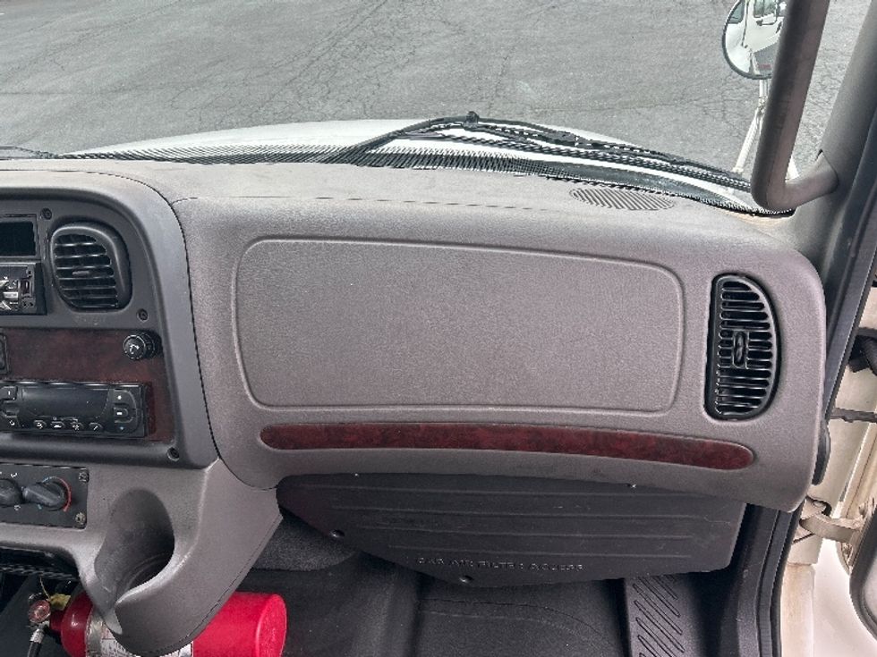 Refrigerated Truck-Light and Medium Duty Trucks-Freightliner-2020-M2-Winston Salem-NC-270,491\n\t\tmiles-$ 31,000 - Image 21