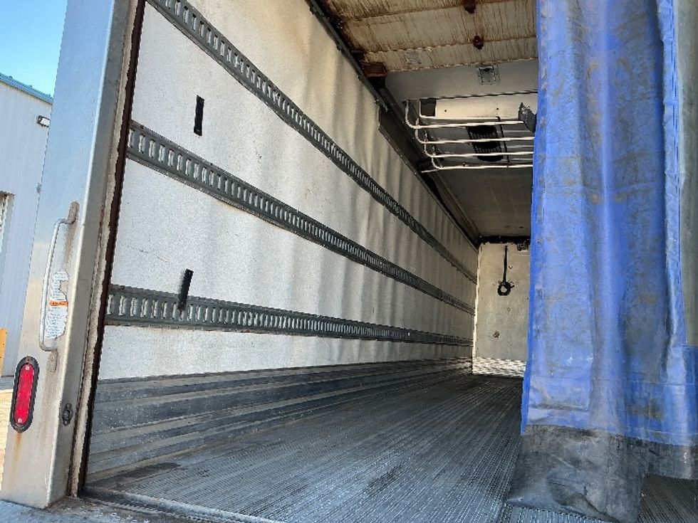 Refrigerated Truck-Light and Medium Duty Trucks-Freightliner-2020-M211264S-Edmonton-AB-656,262\n\t\tkm-$ 121,500 - Image 11