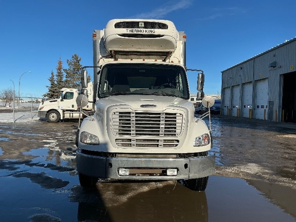 Refrigerated Truck-Light and Medium Duty Trucks-Freightliner-2020-M211264S-Edmonton-AB-656,262\n\t\tkm-$ 121,500 - Image 2