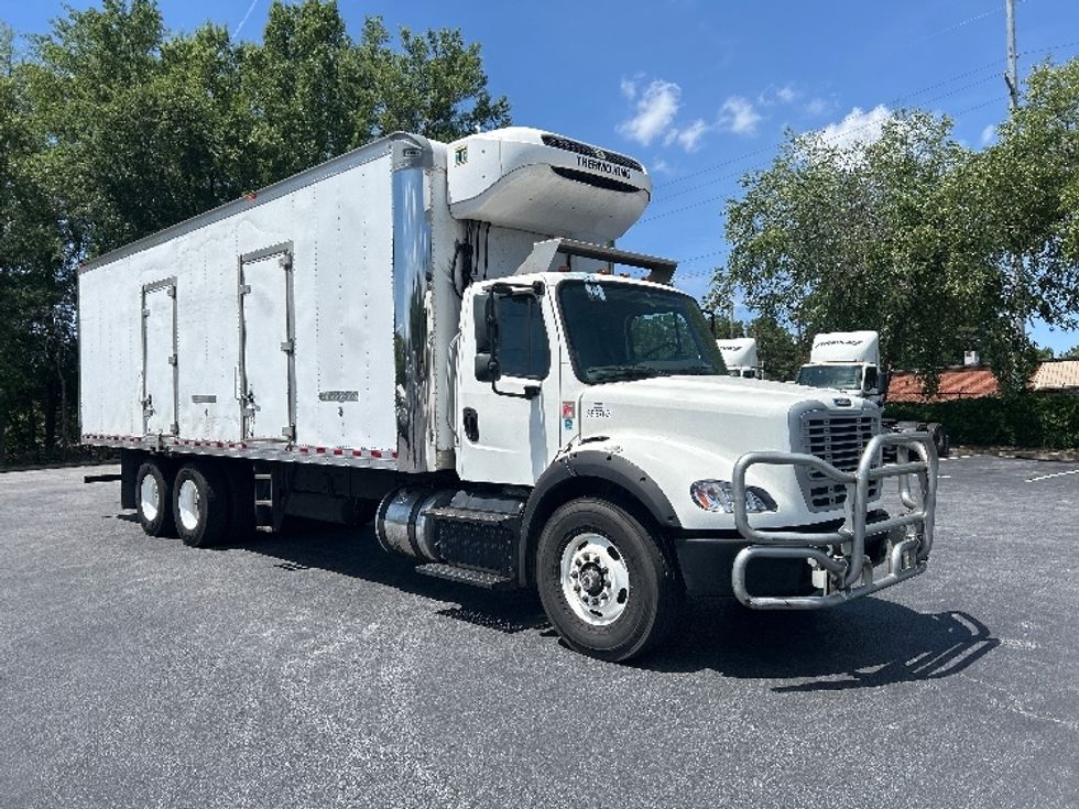 Refrigerated Truck-Light and Medium Duty Trucks-Freightliner-2020-M211264S-Forest Park-GA-351,433\n\t\tmiles-$ 98,000 - Image 1