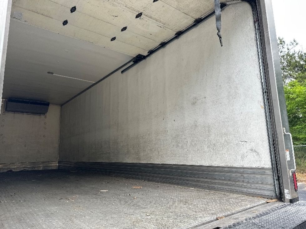 Refrigerated Truck-Light and Medium Duty Trucks-Freightliner-2020-M211264S-Forest Park-GA-462,109\n\t\tmiles-$ 91,500 - Image 12