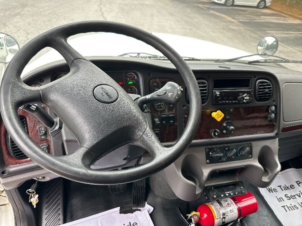 Refrigerated Truck-Light and Medium Duty Trucks-Freightliner-2020-M211264S-Forest Park-GA-462,109\n\t\tmiles-$ 91,500 - Image 18